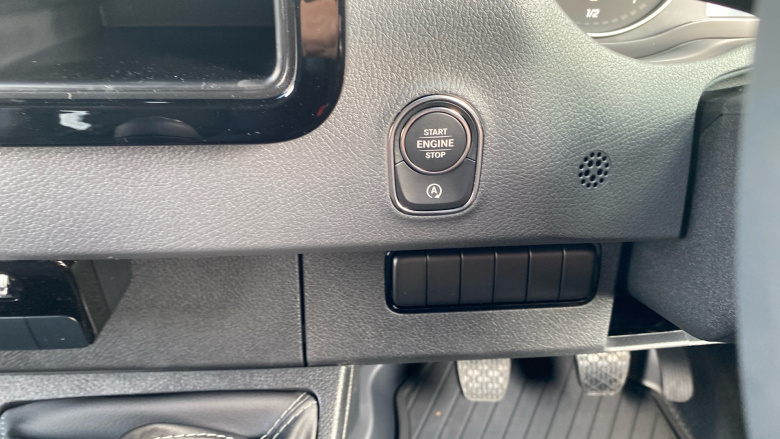 Mercedes-Benz Sprinter 315Cdi L3 Diesel Rwd 3.5t H2 Select Van